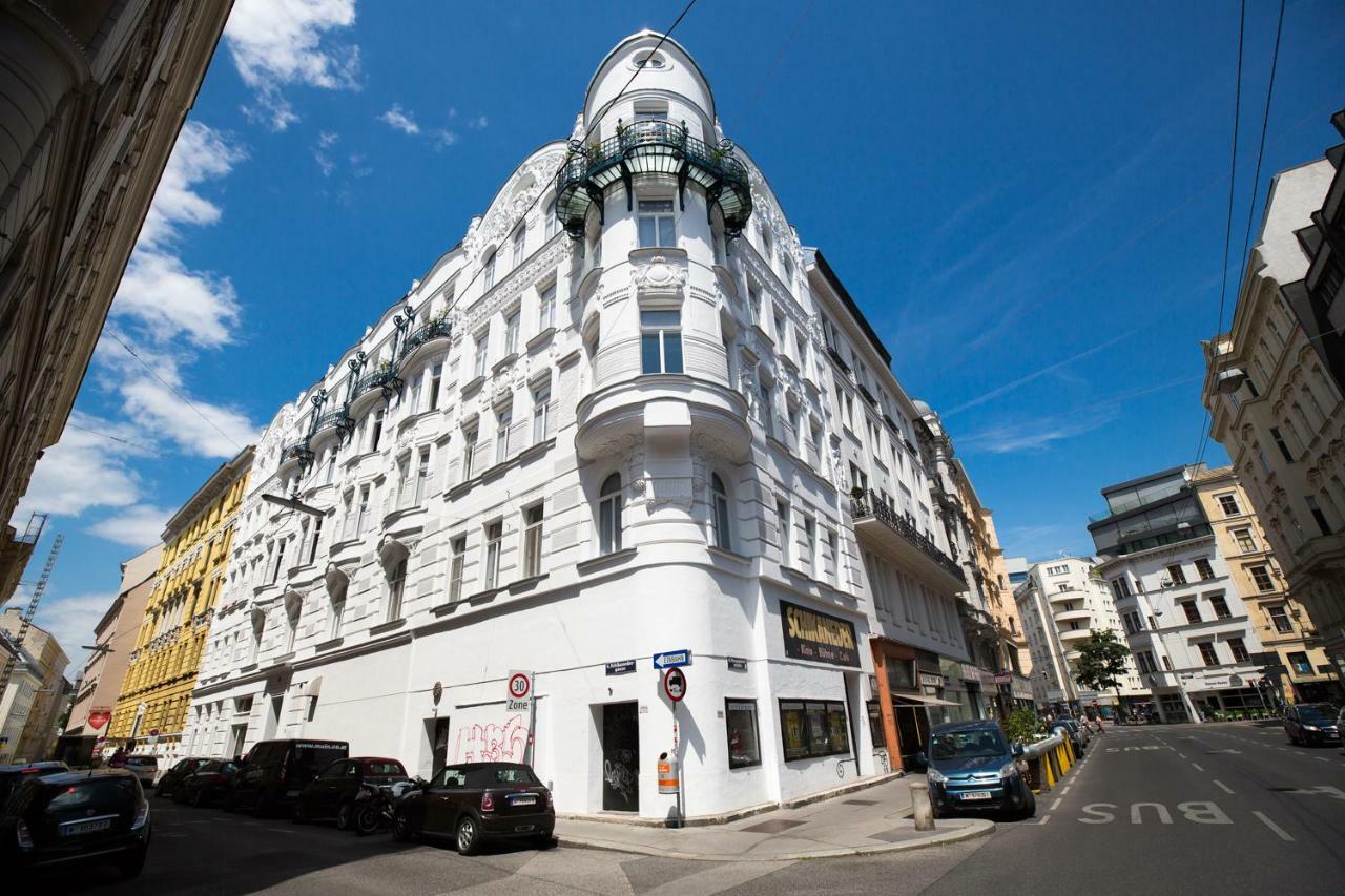Grand Soho II Apartment Вена Экстерьер фото