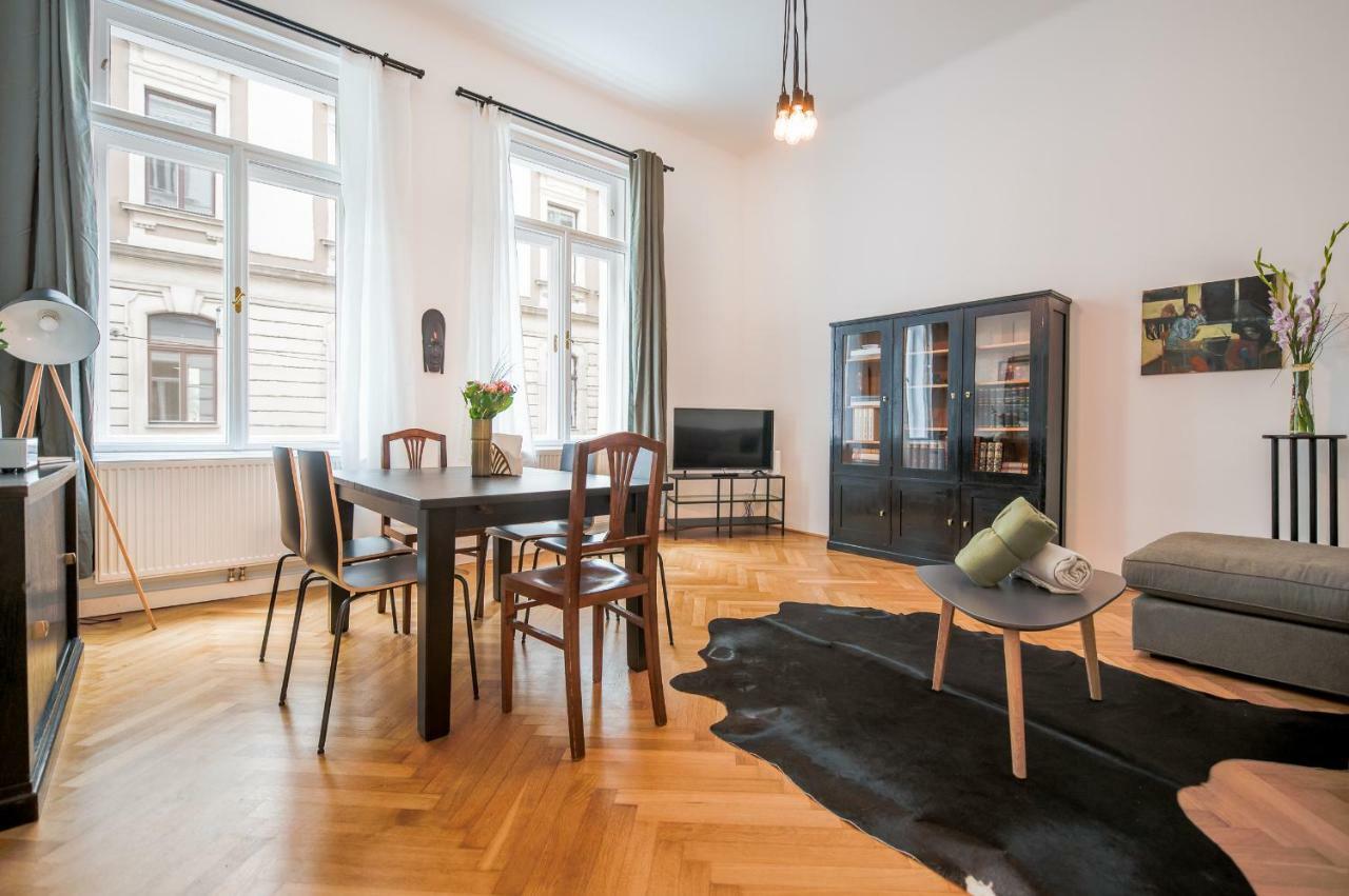 Grand Soho II Apartment Вена Экстерьер фото